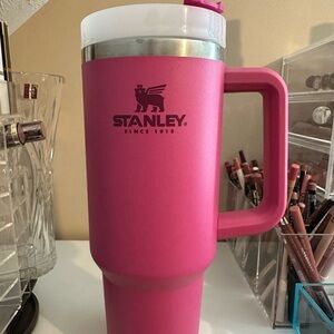 Pink Stanley tumbler 40 oz (NO STRAW)